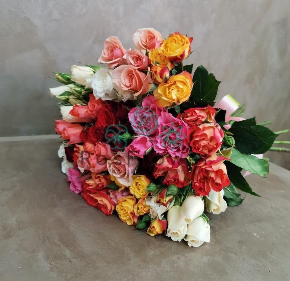 Букет цветов из: Розы в Новый Свет