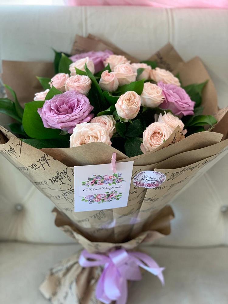 Букет цветов из: Розы в Новый Свет