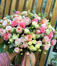 Букет цветов из:  Розы #REPLACE_PRED# Новый Свет