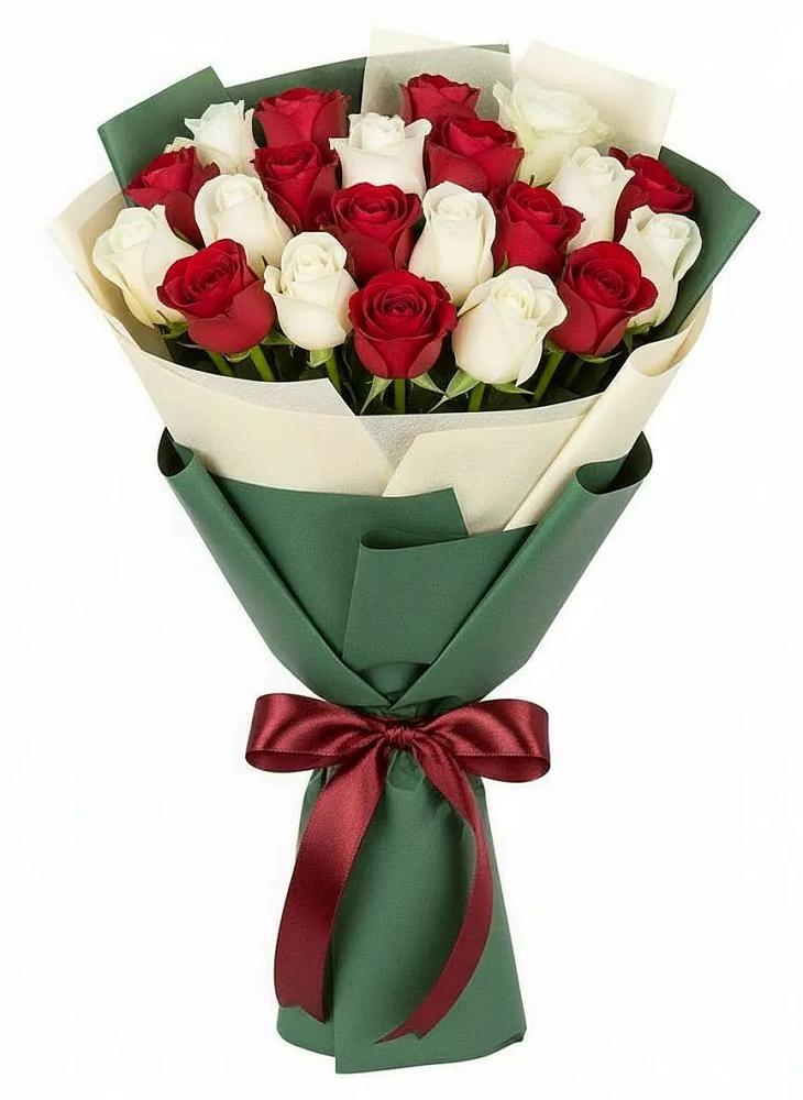Букет Микс из красных и белых роз в Новый Свет