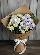 Букет цветов из:  Хризантемы и Розы в Новый Свет