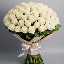 Букет 101 беля роза Белоснежка в Новый Свет