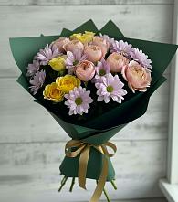 Букет цветов из:  Хризантемы и Розы в Новый Свет