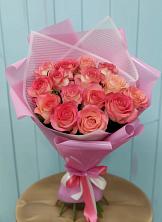 Букет 15 Розовых роз Равель в Новый Свет